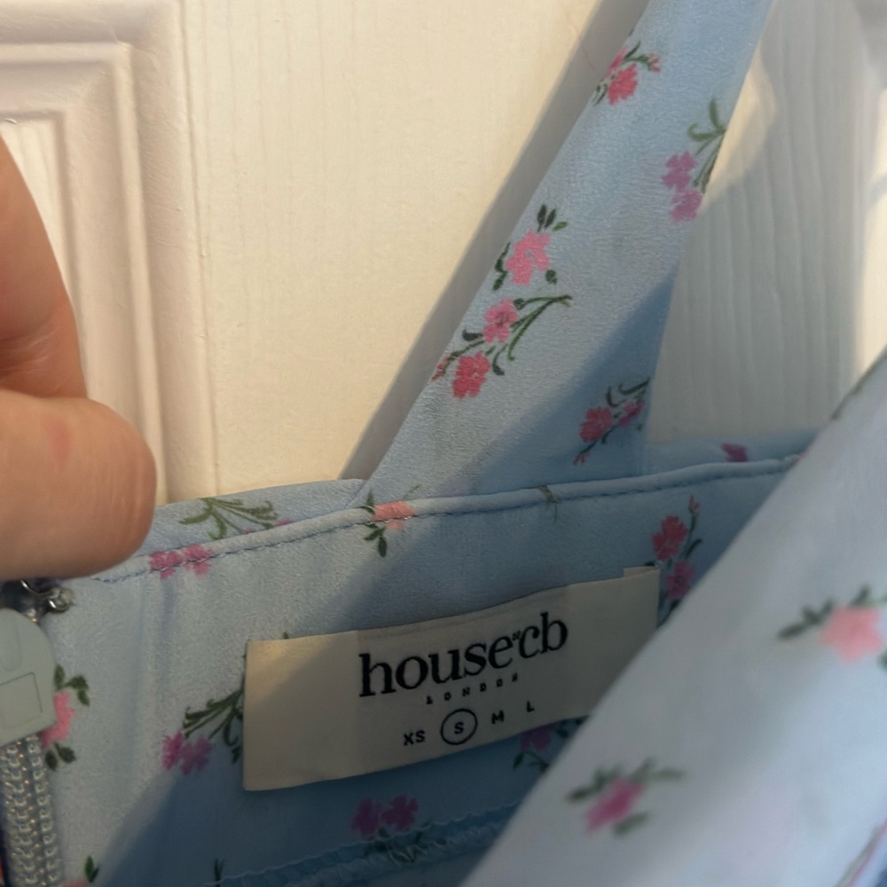 Floral Blue Dress - Picture 6 of 7